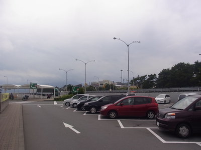 西湘パーキングエリアの駐車場